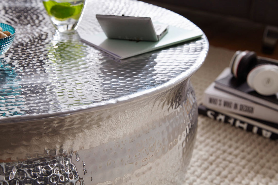 Orient Couchtisch_ Handgefertigt_ Hammerschlag-Aluminium_ großzügige Ablagefläche - KADIMA DESIGN_Farbe_ Silber_ Größe_ 75x75x31 cm_