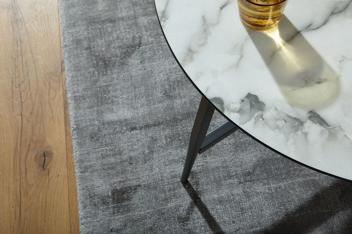 KADIMA DESIGN Stylischer Marmor-Optik Couchtisch mit mattem Schwarzgestell – Eleganter Wohnzimmer Kaffeetisch_Weiß_#sku_BARWL6.232#