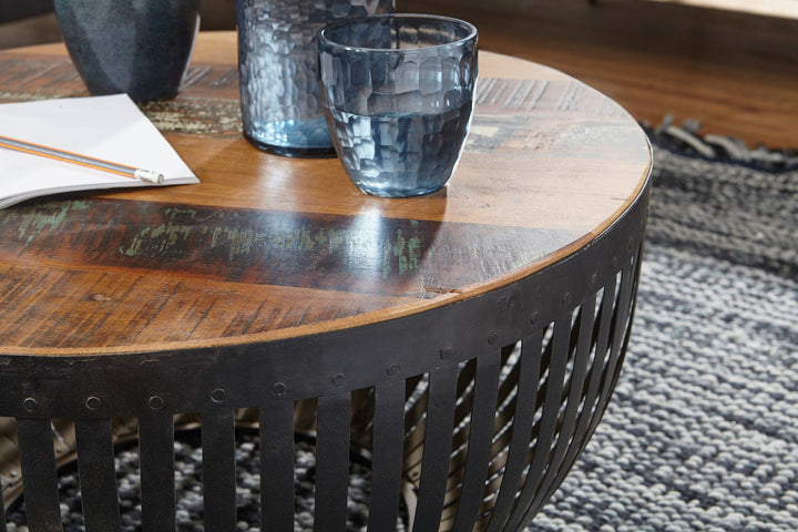 Couchtisch im Industrial-Design_ Recyceltes Mangoholz_ Braun_ 70x33x70 cm - KADIMA DESIGN_Größe_ 70x70x33 cm_