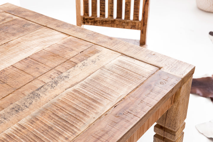Rustikaler Mango-Holz Esstisch_ 120 cm_ Landhaus-Stil - Stilvoll mit Schnitzereien - KADIMA DESIGN_Größe_ 120x70x76 cm_