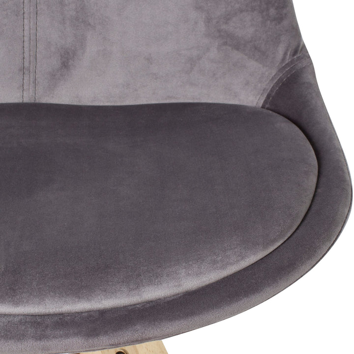 Esszimmerstuhl LUND_ Modernes Design_ Stoffbezug_ Holzstandbeine_ Filzgleiter_ einfache Montage - KADIMA DESIGN_Farbe_ Grau_ Material_ Samt_ Größe_ 49x52x87 cm_