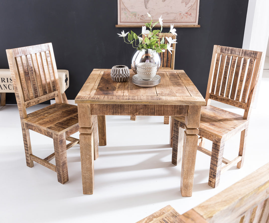 Esstisch DIANA_ Landhaus-Stil_ Massivholz_ 80x80 cm_ rustikal_ stabil_ pflegeleicht - KADIMA DESIGN_Farbe_ Braun_ Größe_ 80x80x76 cm_