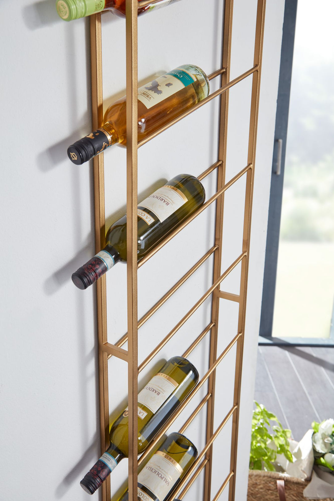 Weinregal STILVIN_ Wandmontage_ 8 Flaschen_ 36x150x8 cm_ pulverbeschichtetes Eisen_ handgefertigt_ 15 kg Belastbarkeit - KADIMA DESIGN_Farbe_ Gold_ Größe_ 36x8x150 cm_
