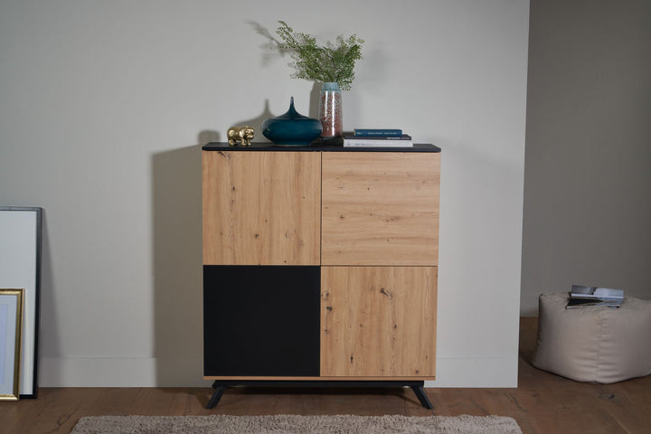 Eichendekor-Kommode mit schwarzem Standbein_ wasserabweisende Oberfläche_ viel Stauraum - KADIMA DESIGN_Größe_ 110x40x125 cm_