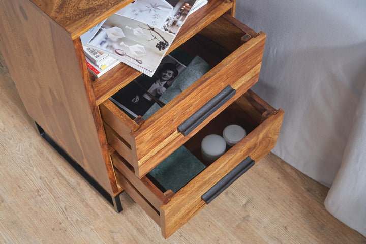 Moderne Nachtkommode im Industrial-Style_ Massivholz- und Metall-Design_ für Boxspringbetten - KADIMA DESIGN_Größe_ 40x35x66 cm_