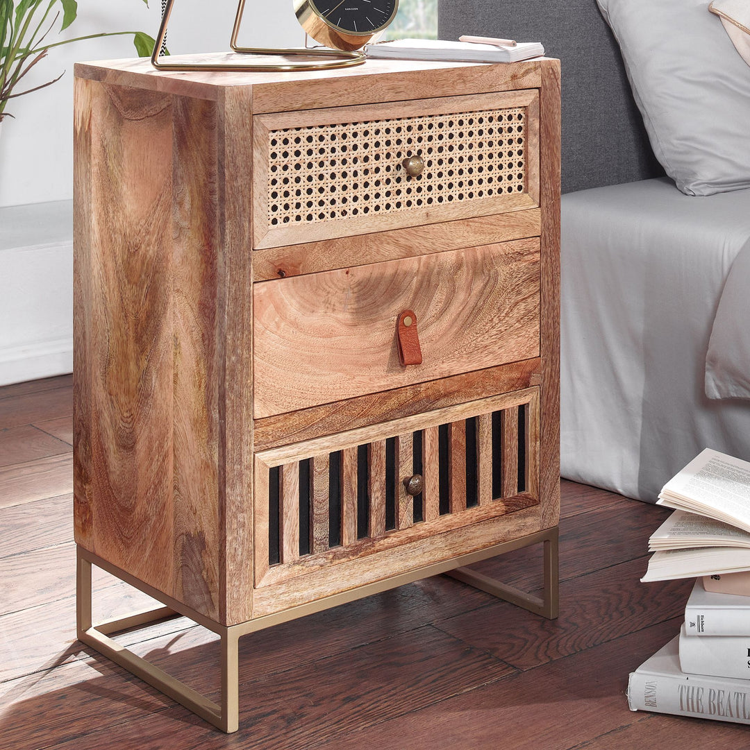 Industrial Nachttisch_ Mango Massivholz/Rattan_ 3 Schubladen_ Boxspringbett-kompatibel - KADIMA DESIGN_Größe_ 40x30x60 cm_