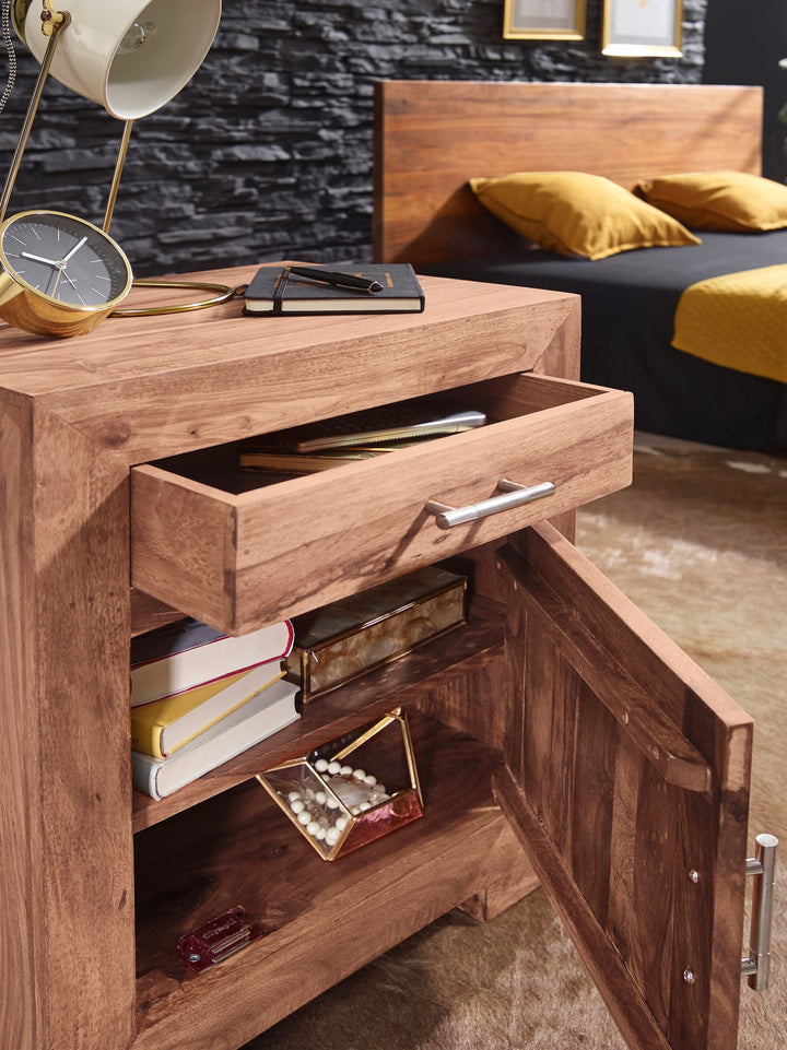 Massivholz Nachtschrank_ Landhausstil_ 60 cm Höhe_ Schublade &amp;amp; Tür_ Sheesham-Holz - KADIMA DESIGN_Farbe_ Beige_ Größe_ 50x40x60 cm_