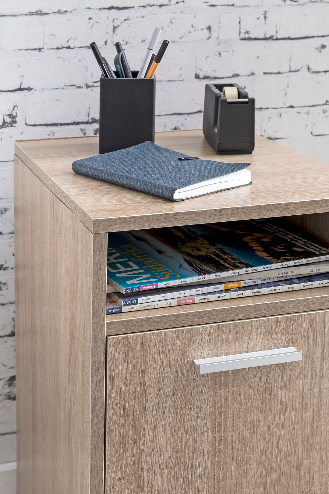 Rollcontainer OSSOLA_ Weiß/Sonoma_ 2 Türfächer_ Ablagefach_ Rollen mit Bremsen_ Melaminharz-Beschichtung_ einfacher Aufbau - KADIMA DESIGN_Farbe_ Beige_ Größe_ 33x38x60 cm_