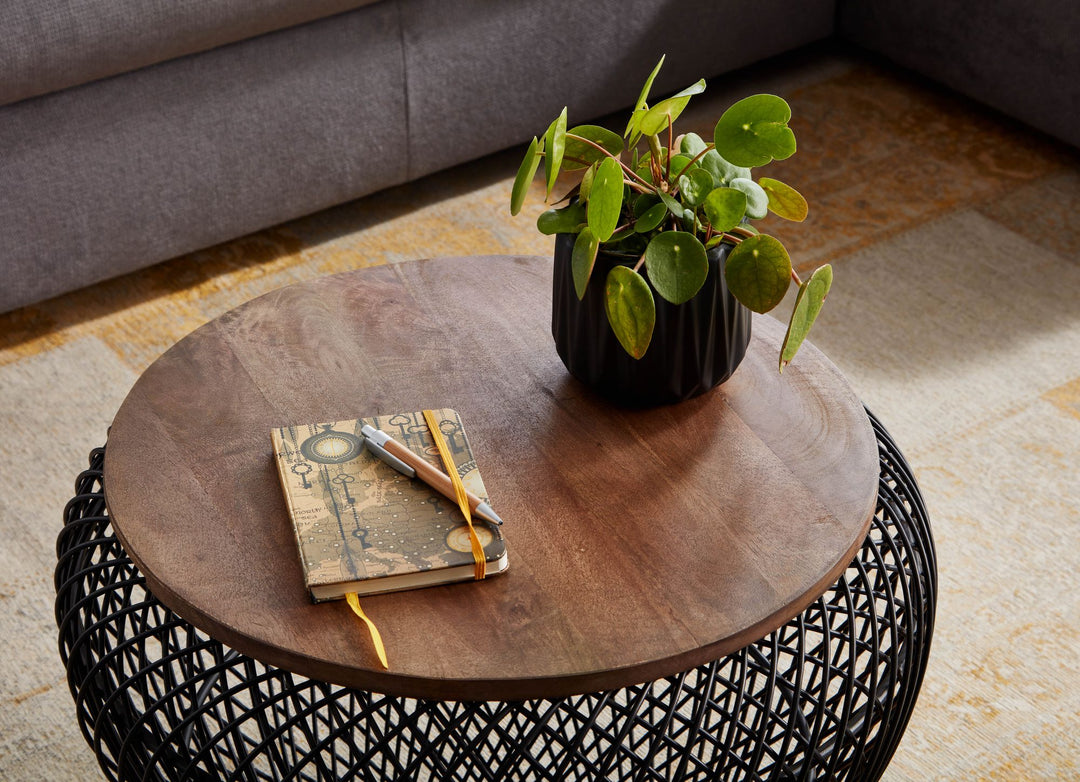 image.title Runder Couchtisch mit Stauraum: Holz- und Metallgestell, innenliegender Stauraum, recyceltes Mango-Massivholz, kg Belastbarkeit - KADIMA DESIGN image.title Runder Couchtisch mit Stauraum: Holz- und Metallgestell, innenliegender Stauraum, recyceltes Mango-Massivholz, kg Belastbarkeit - KADIMA DESIGN