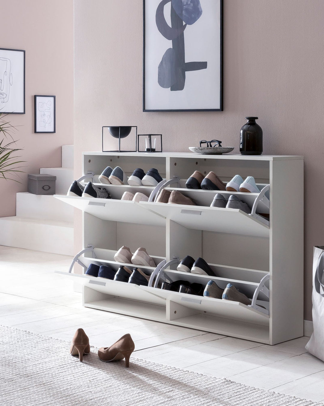 Schuhschrank NIDDA Holz_ Zeitloses Design_ große Ablagefläche_ 4 Klapptüren_ 8 Schuhablagen_ einfacher Aufbau - KADIMA DESIGN_Farbe_ Weiß_ Größe_ 120x24x81 cm_