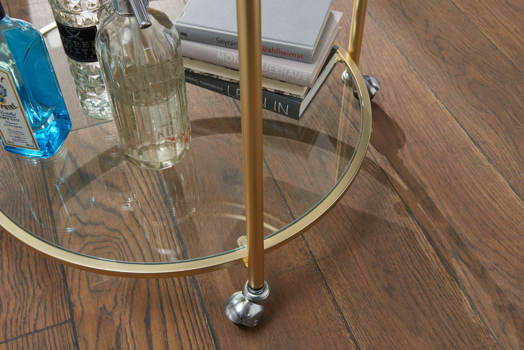 Goldener Servierwagen_ mobiler Beistelltisch_ Sicherheitsglas_ Mehrzwecknutzung - KADIMA DESIGN_Größe_ 57x57x75 cm_