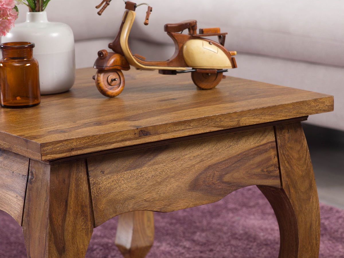 Sheesham Couchtisch Kanada im Landhausstil  60x60 cm  handgefertigt  elegante Opium-Form  pflegeleicht und robust - KADIMA DESIGN Größe  60x60x40 cm