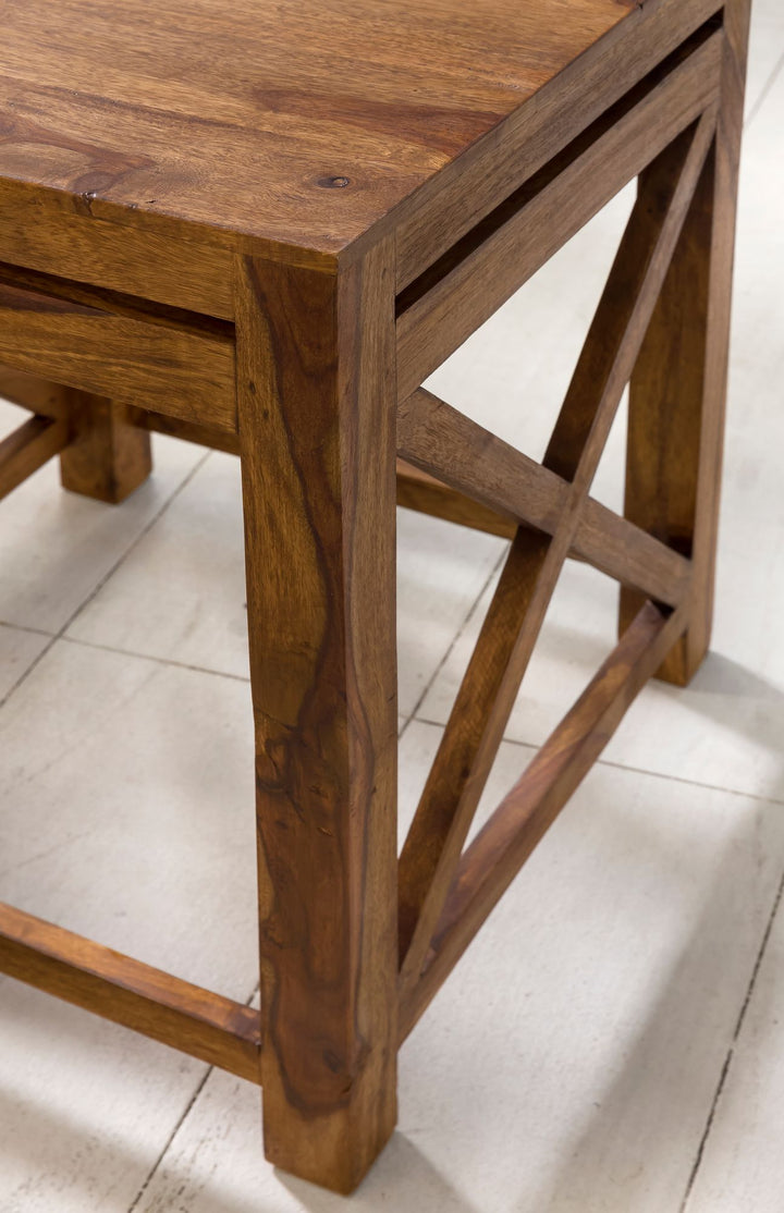 Set aus 2 Sheesham Massivholz Beistelltischen_ rustikaler Landhausstil_ robust_ pflegeleicht_ quadratische Ablageflächen - KADIMA DESIGN_Größe_ 40x40x50 cm_
