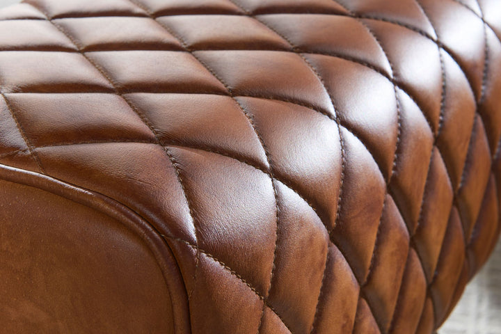 Exklusiver Sitzhocker aus Echtleder mit Rautenmuster_ Stilvolles und strapazierfähiges Möbelstück - KADIMA DESIGN_Größe_ 40x27x48 cm_