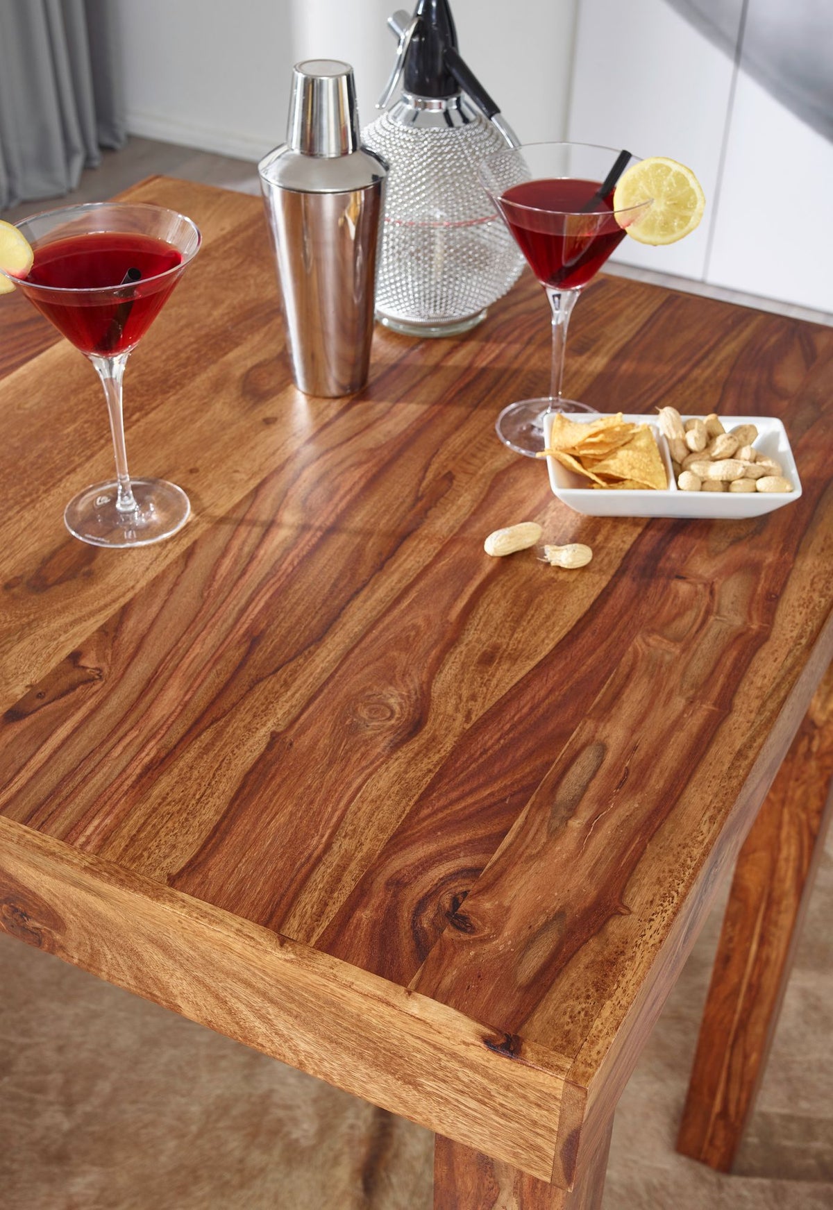Rustikaler Sheeshamholz Bartisch  Stabile Konstruktion  Einzigartiges Design - KADIMA DESIGN Größe  80x80x110 cm
