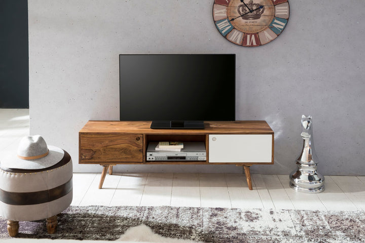 TV-Lowboard SAVIO_ Rustikale Landhaus-Optik_ Massivholz Sheesham_ Viel Stauraum_ Einzigartige Maserung - KADIMA DESIGN_Farbe_ Weiß_ Größe_ 140x35x45 cm_